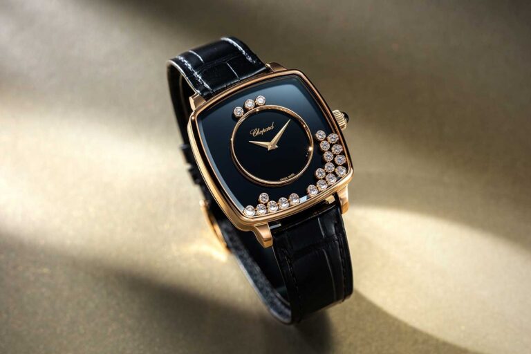 Chopard Happy Diamonds Heritage La Chopard Happy Diamonds Heritage de face, boîtier coussin or jaune