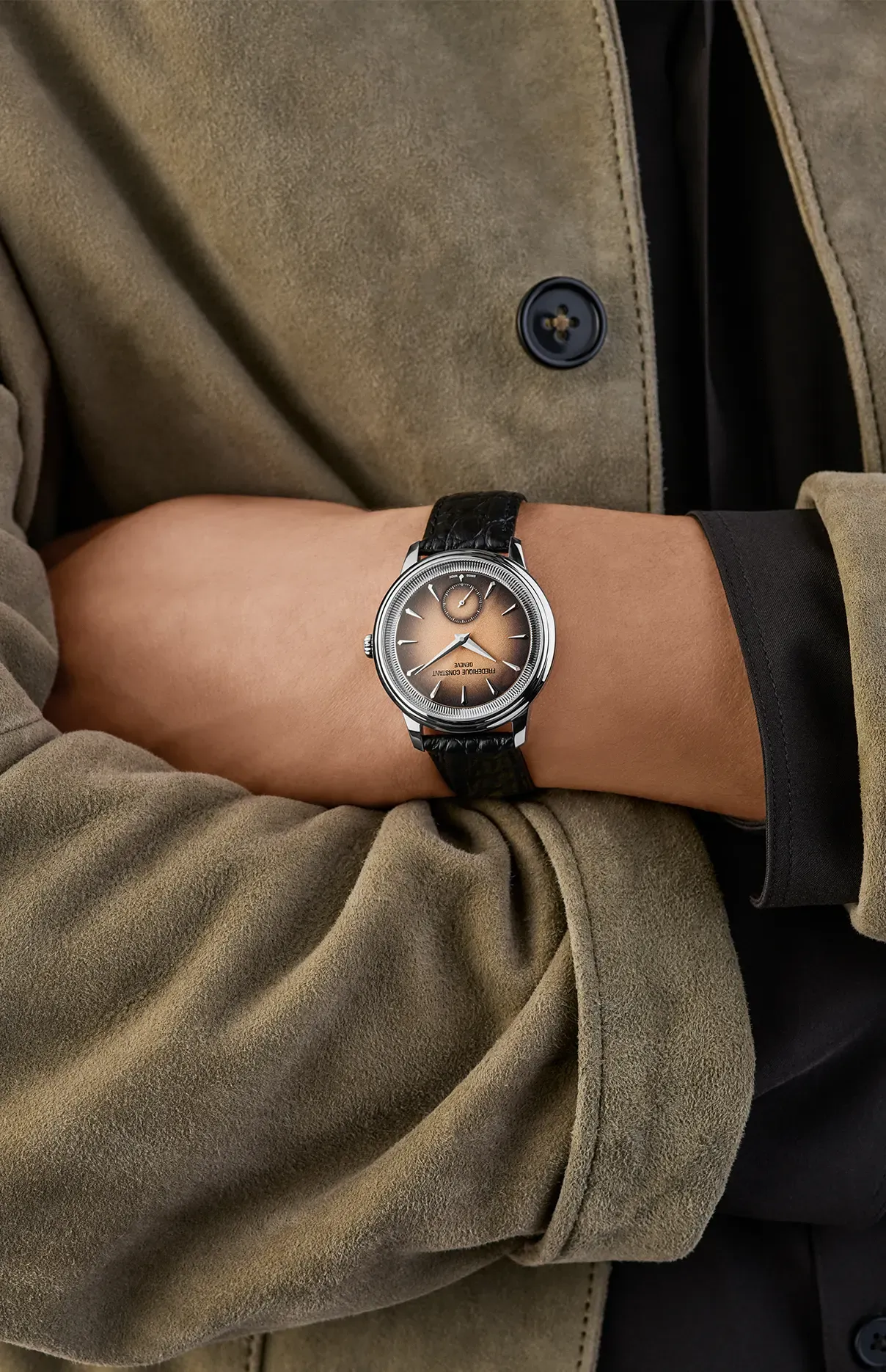 La Frederique Constant Classics Moneta Handwinding, cadran dégradé saumon-noir