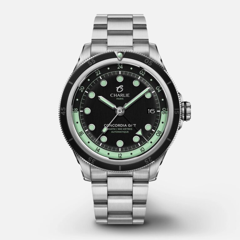 La Concordia GMT en version Black, cadran noir et rehaut noir et vert menthe